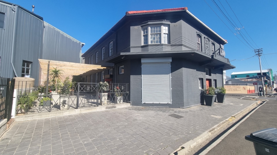 To Let Commercial Property for Rent in Woodstock Western Cape